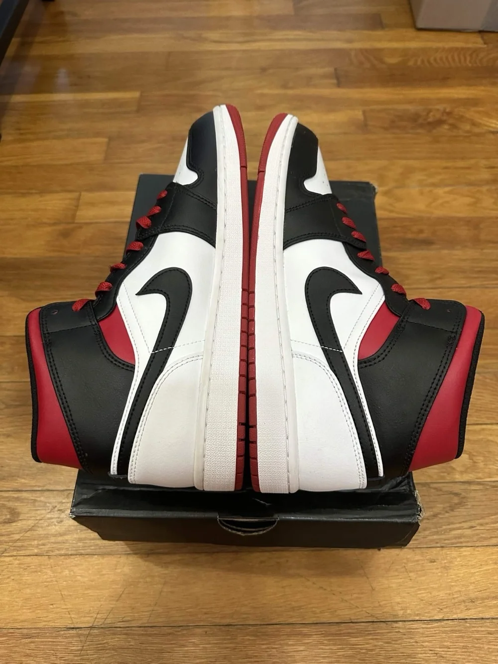 *New with Defects* Jordan 1 Mid Men White Black Red (DQ8426-106) Size 11.5